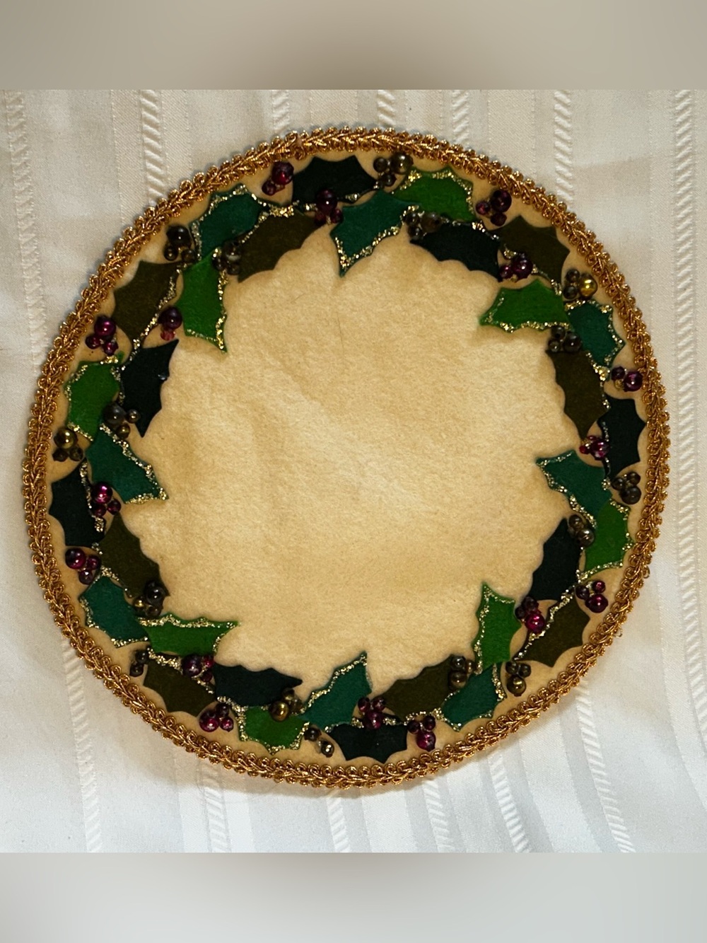 Vintage Handmade Felt Placemst Christmas Holly Beads Gold Holiday Home Decor
